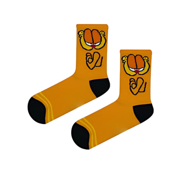 Garfield Orange Socks! Featuring the iconic lazy cat’s unimpressed face and crossed arms, these unisex crew socks are a must-have for fans of sarcasm, cartoons, and comfort
