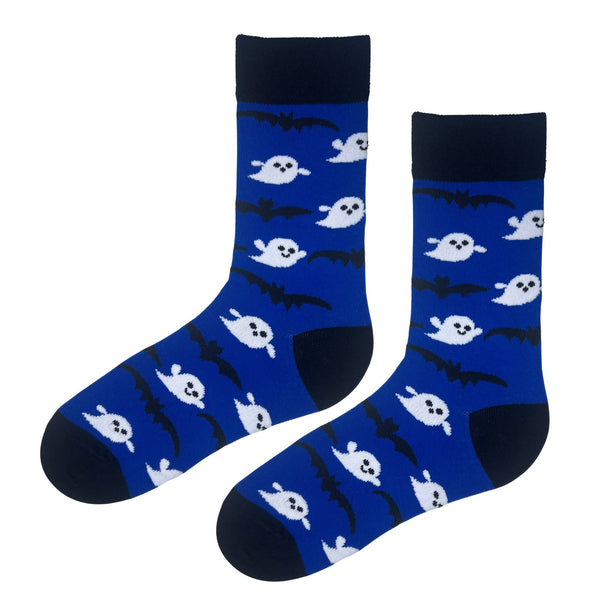 Ghost & Bat Socks — a fun and spooky design featuring playful white ghosts and black bats on a deep blue background. Whether you’re heading to a Halloween party or just love seasonal styles,